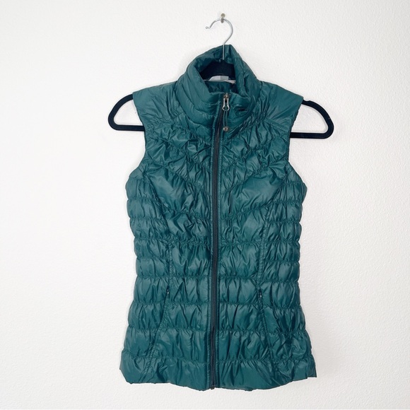 Athleta Downalicious Deluxe Goose Down Puffer Vest Women's Green Full Zip XXS - Picture 1 of 6